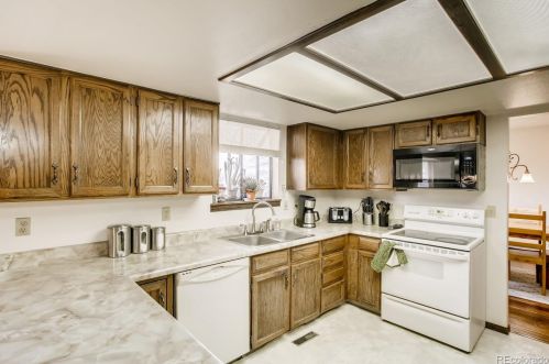 5137 Ventura Way, Denver CO 80015-2357 exterior