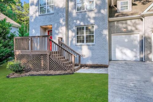 3188 Dodson Dr, Atlanta GA  30344-5320 exterior