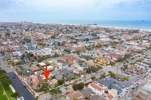 624 15th St, Huntington Beach CA  92648-4048 exterior