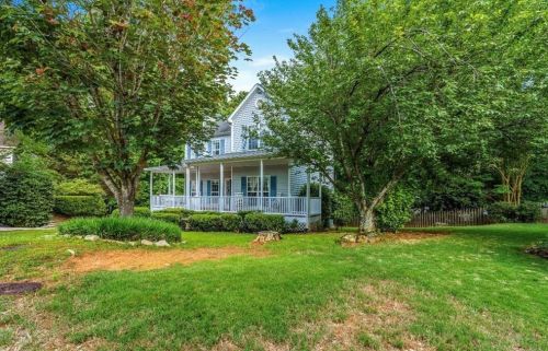 842 Eagle Glen Xing, Holly Springs GA  30189-6958 exterior