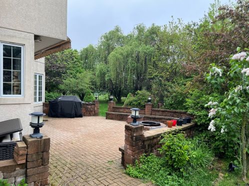 6919 Fieldstone Dr, Willowbrook IL  60527-5295 exterior