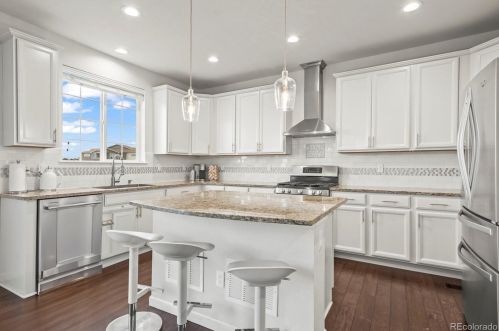 25738 Calhoun Pl, Aurora CO 80016-2818 exterior