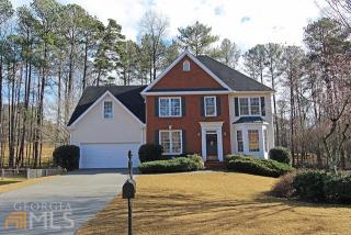 1031 Cedar Bluff Trl, Lilburn, GA 30047-3175