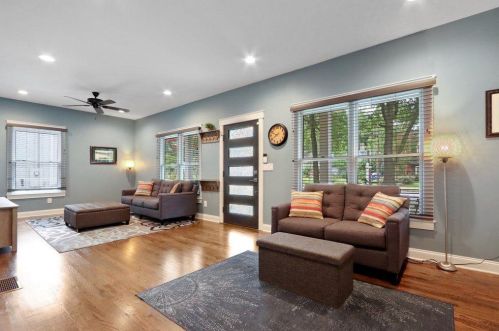 2552 Knox St, Atlanta GA  30317-2830 exterior