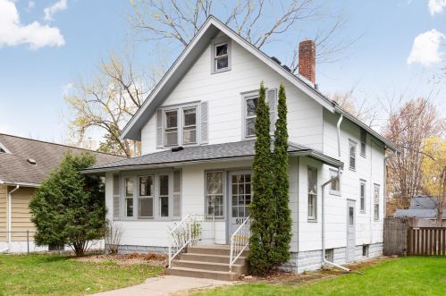5118 38th Ave, Minneapolis, MN 55422-2001
