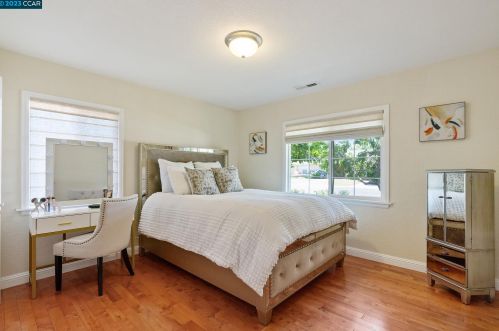 196 Hazel Dr, Concord CA  94523-2916 exterior