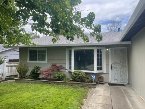 7018 Van Maren Ln, Citrus Heights, CA 95621-3534