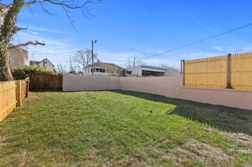 1606 Sewall Ave, Tinton Falls NJ  07712-6310 exterior