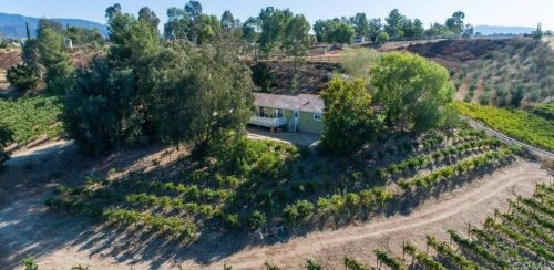 41125 Los Amantes Rd, Temecula, CA 92592-9396