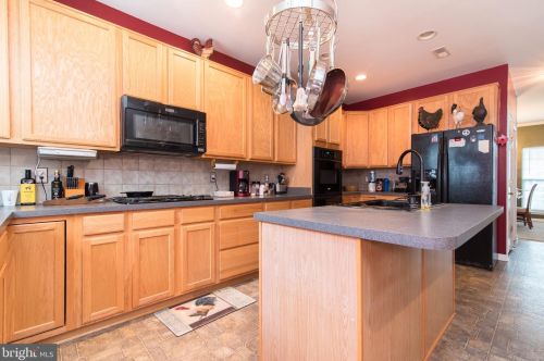 479 Prospect Hl Blvd, Charles Town WV 25414-5498 exterior