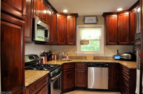 179 Flanders Netcong Rd, Roxbury Township, NJ 07836-9738