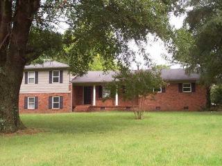 8370 Epperson Mill Rd, Millington, TN 38053-5306