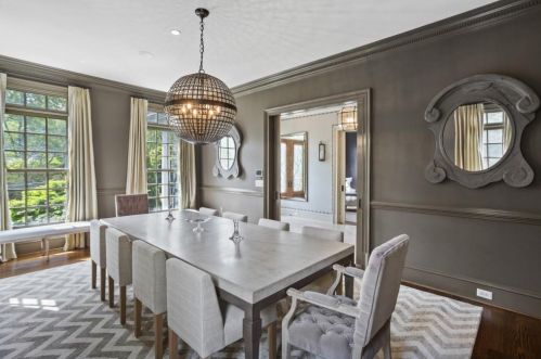 876 Berkshire Rd, Atlanta GA  30324-4930 exterior