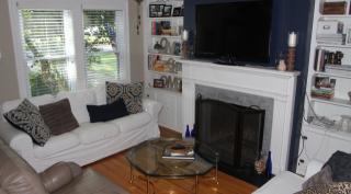 1427 Knoxville Ave, Tulsa OK  74112-5807 exterior