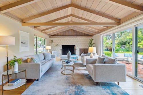 911 Echo Dr, Los Altos CA  94024-4874 exterior