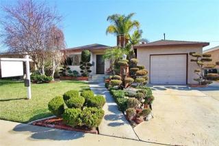 1014 Maple Ave, Torrance CA  90503-5006 exterior
