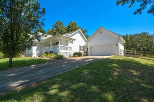 44 Horserange Vista Ct, Cleveland, GA 30528-2387
