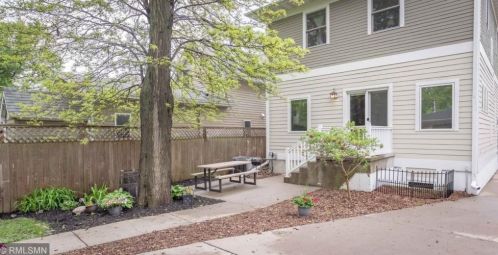 2313 Cole Ave, Minneapolis MN  55414-2669 exterior