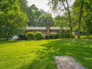 6011 Dogwood Dr, Harrison, TN 37341-7935