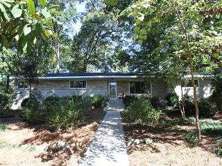 4700 Rembert Dr, Raleigh, NC 27612-6234