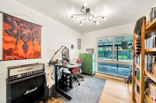 2230 Alona St, Santa Ana CA  92706-2419 exterior