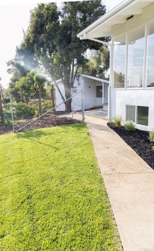 2166 Warmlands Ave, Vista CA  92084-3338 exterior