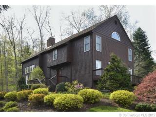 40 Stonegate, Unionville, CT 06085-1468