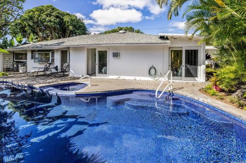 4777 Farmers Rd, Honolulu HI  96816-5444 exterior