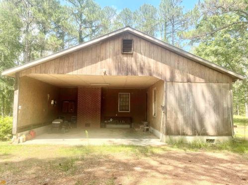 208 Winfrey Rd, Kite, GA 31049-6629
