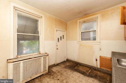 4706 4 St, Philadelphia PA 19140-2416 exterior