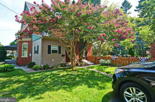 501 Baer Ave, Hanover PA 17331-2703 exterior