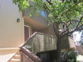 2036 Euclid Cir, Camarillo, CA 93010-3219