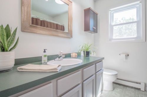 20 Stagecoach Rd, Exeter CT  06249-1647 exterior