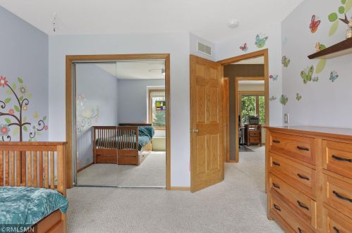 1380 Currie St, Saint Paul MN  55119-3058 exterior