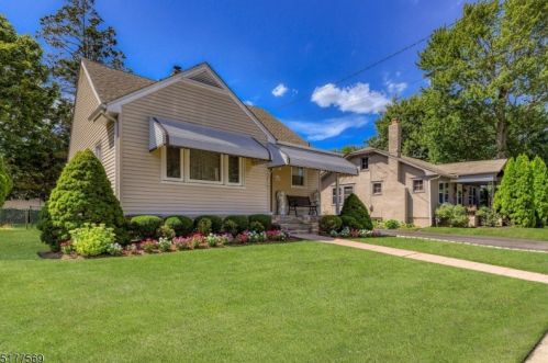 1311 Garven Ave, Tinton Falls, NJ 07712-4603