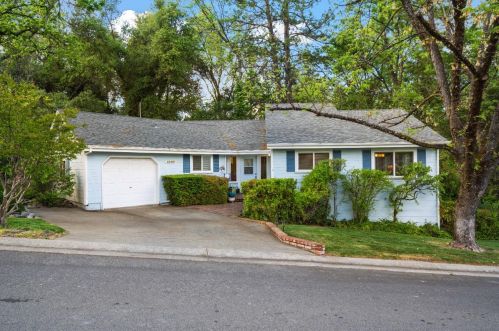 1360 Village Ln, Swansboro Country, CA 95667-4720