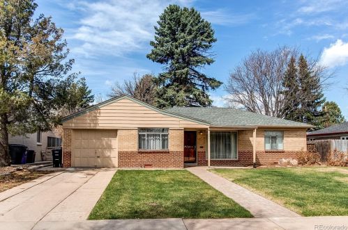 221 Newport St, Denver, CO 80220-6017
