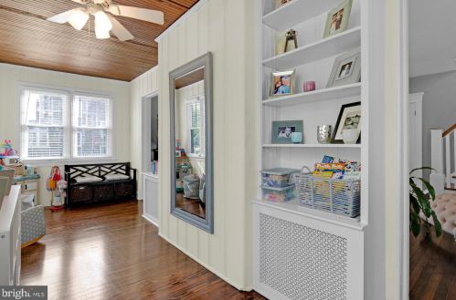 215 Marne Ave, Haddonfield NJ 08033-1444 exterior