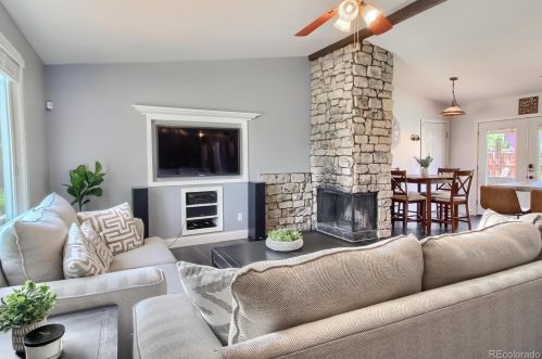 16967 Loyola Pl, Denver, CO 80013-3101