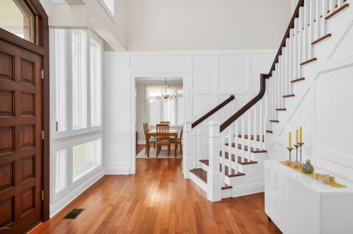 44 Nicholas Ave, Greenwich CT  06831-4924 exterior