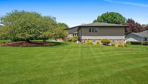 3023 Cedar Ln, Crete IL  60417-3767 exterior