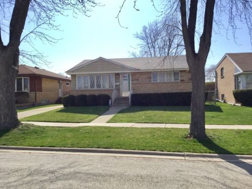 8626 Olcott Ave, Niles IL  60714-2022 exterior