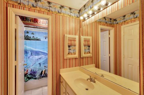 522 Thunderbrook Rd, Garland TX 75044-4956 exterior