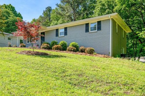 115 Bobs Dr, Mableton, GA 30126-1803