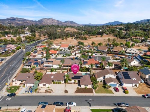 719 Mahogany Dr, El Cajon, CA 92019-2629