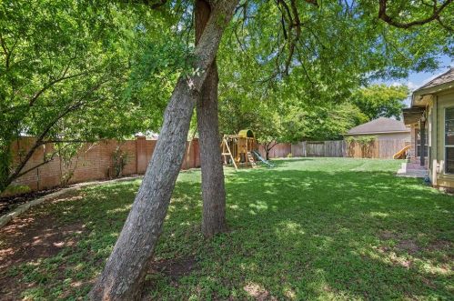 6418 Cyn Pointe Ln, Richmond TX 77469-6106 exterior