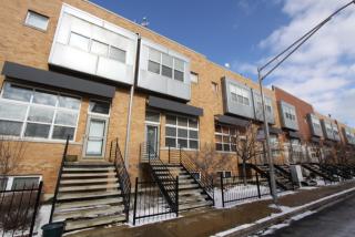 2550 Bloomingdale Ave, Chicago, IL 60647-4336