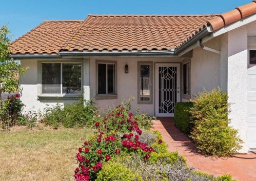 901 Inverness Dr, Lake Nacimiento, CA 93446-3494