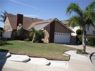 11691 Luzon St, Cypress, CA 90630-5670