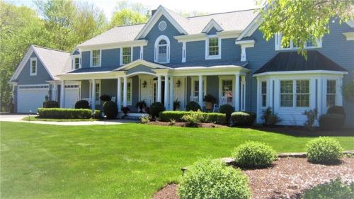 6 Brushwood Dr, Lincoln, RI 02865-1005